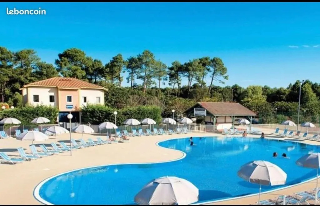 Soustons plage Maison terrasse pour 2 à 3 pers les villas du lac Wifi Piscine Tennis