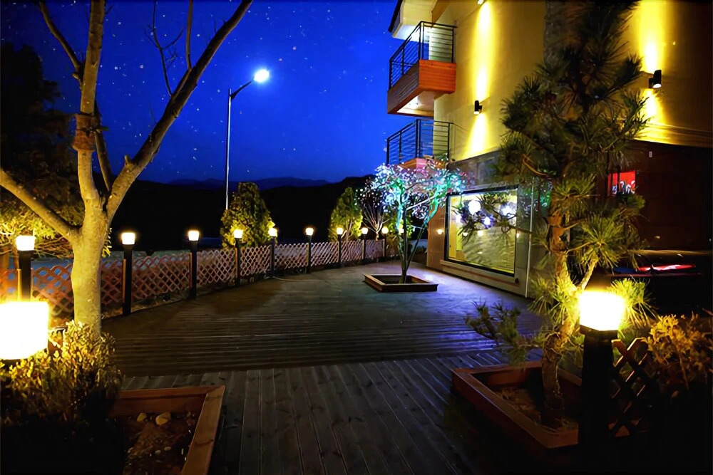 Yeongwol River Palace Pension