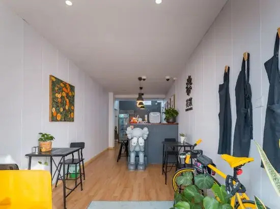 Zhuxia Hostel Guesthouse