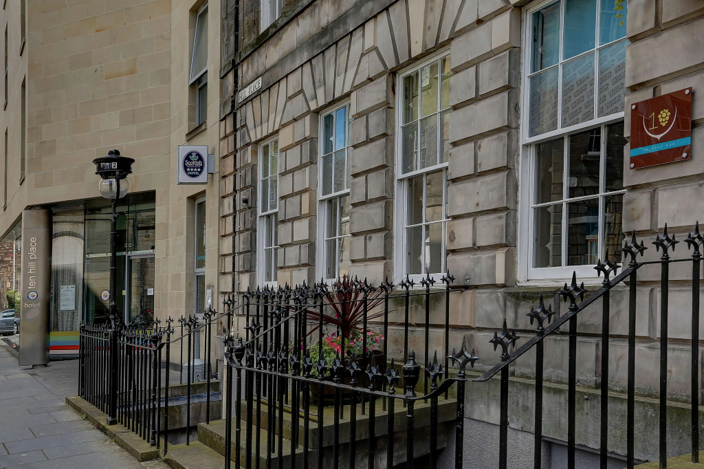 Ten Hill Place