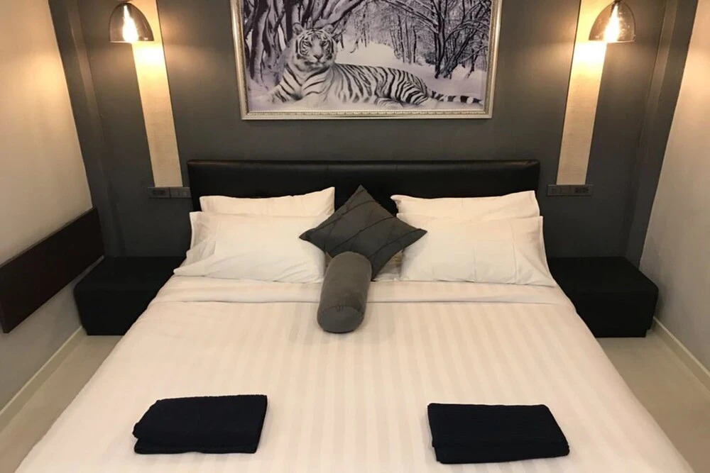 Pillow Hill Hotel