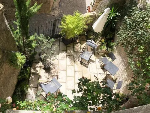 6 Rue Saint-Pierre