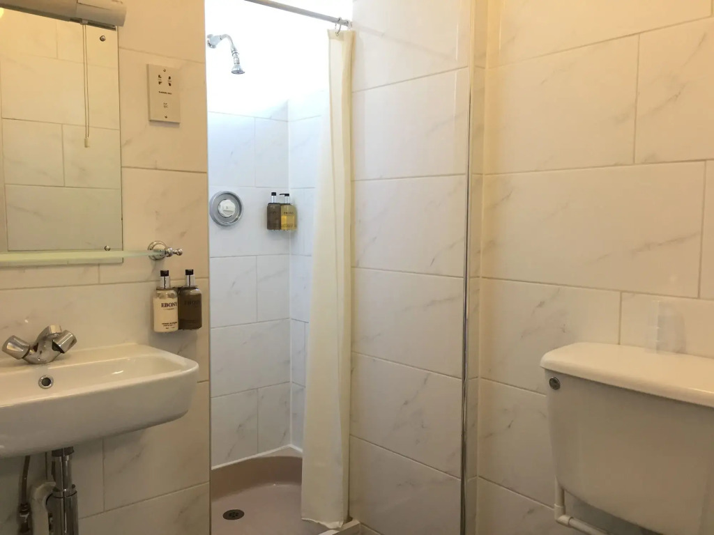 Mitre House Hotel