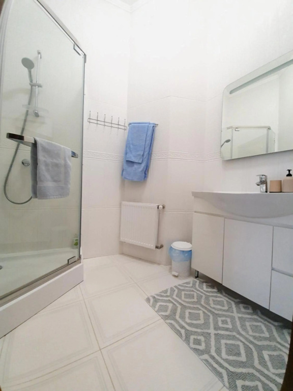 Apartamenti u Sheval'є.