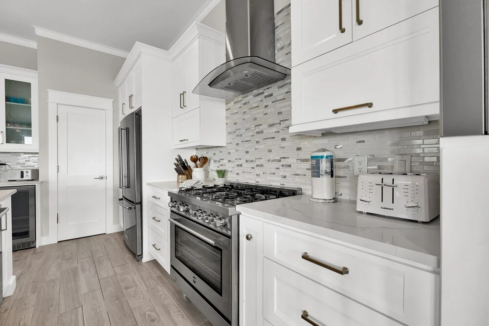Kite One - Private Bayside Home With Pool And Hot Tub 4 Bedroom Home by RedAwning