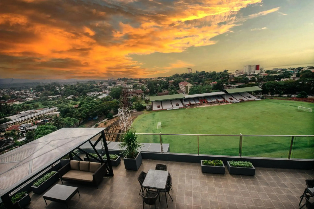 Rogers Hotel Manado