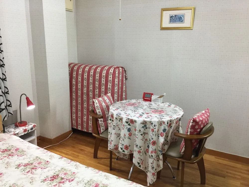 Ladies Inn moTomachi - Caters to Women