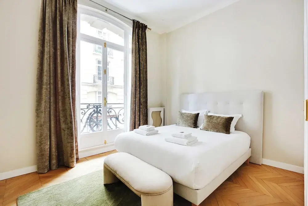 Spacious Apartment - 2br/4p - Arc de Triomphe
