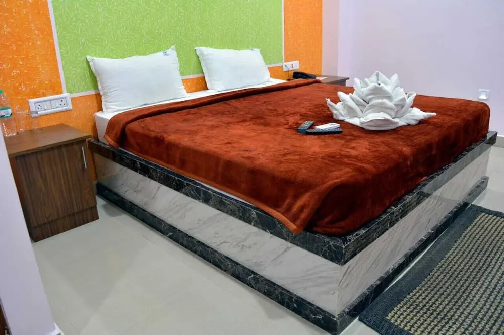 Shree Karpagham Dreams By OYO Rooms