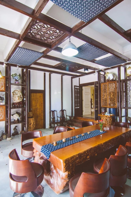 Heart Retreat. Dianshanhu