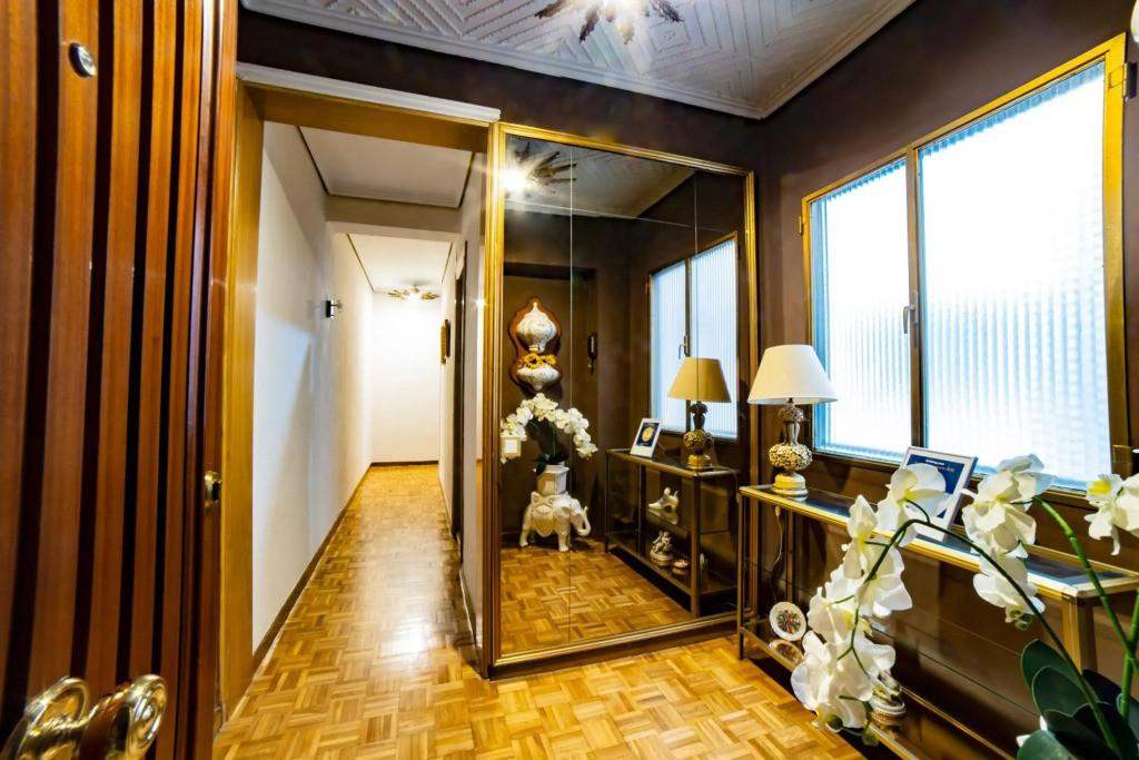 Awesome apartment center Valencia
