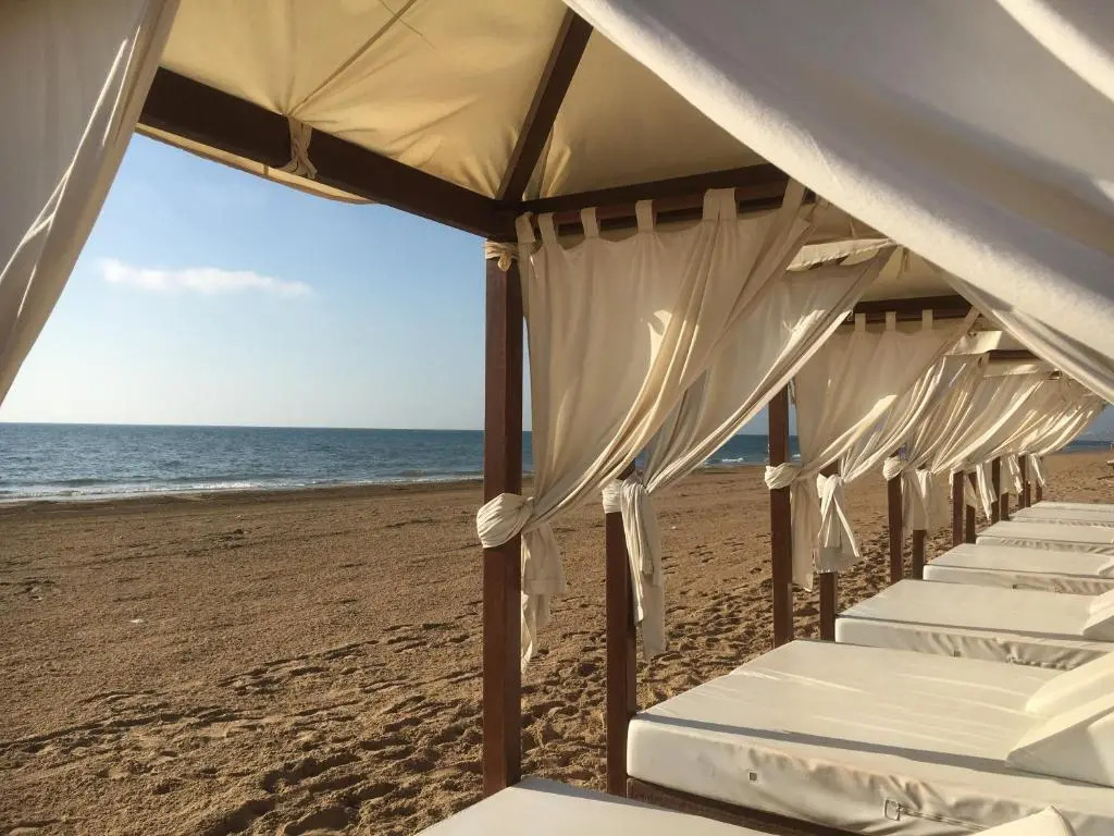 Oasis Beach X - 49