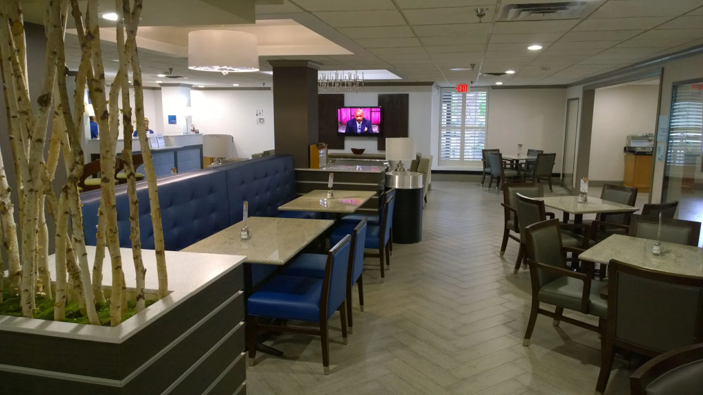 Holiday Inn Express & Suites Fayetteville University of Arkansas Area by IHG
