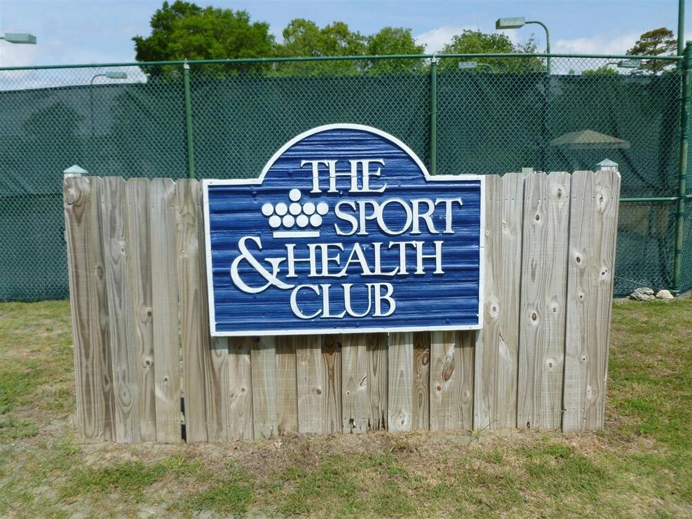 Laurel Court #205
