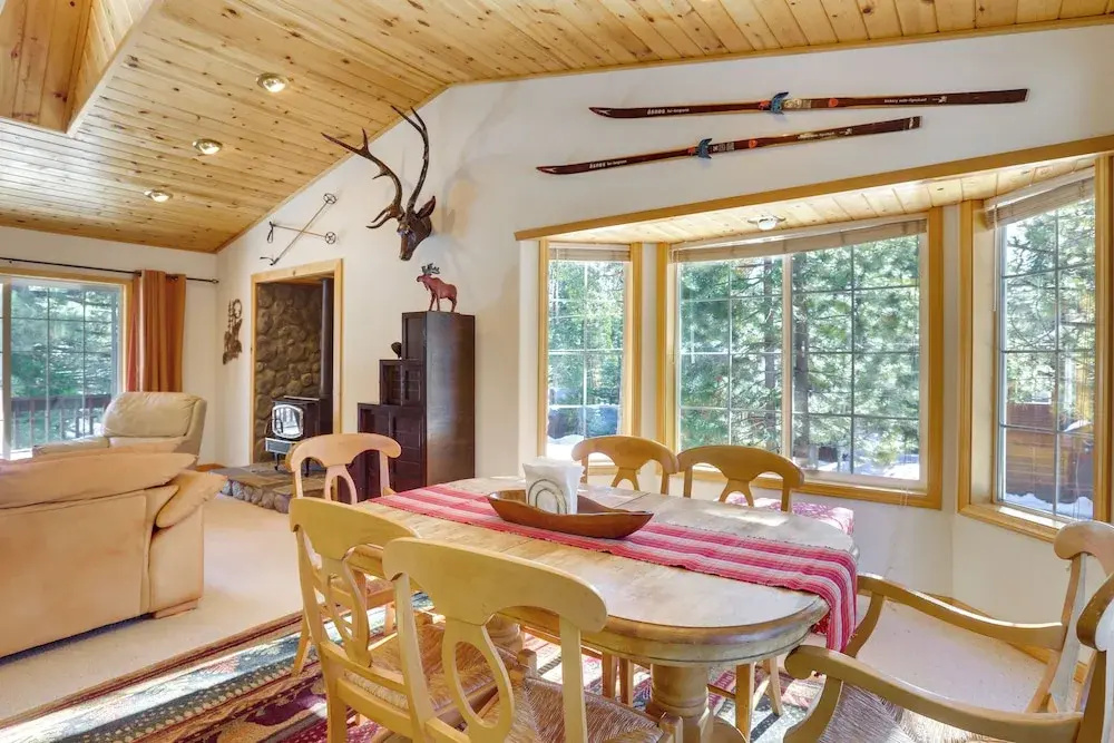 7 Mi to Northstar Resort: Tahoe Vista Family Cabin