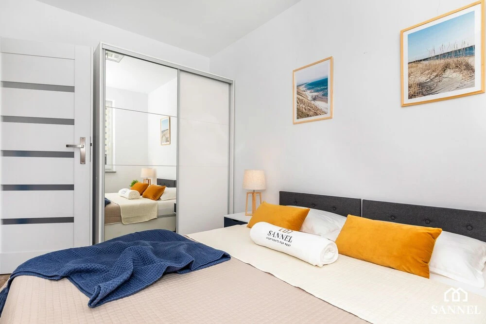 Apart 5 by Villmaris