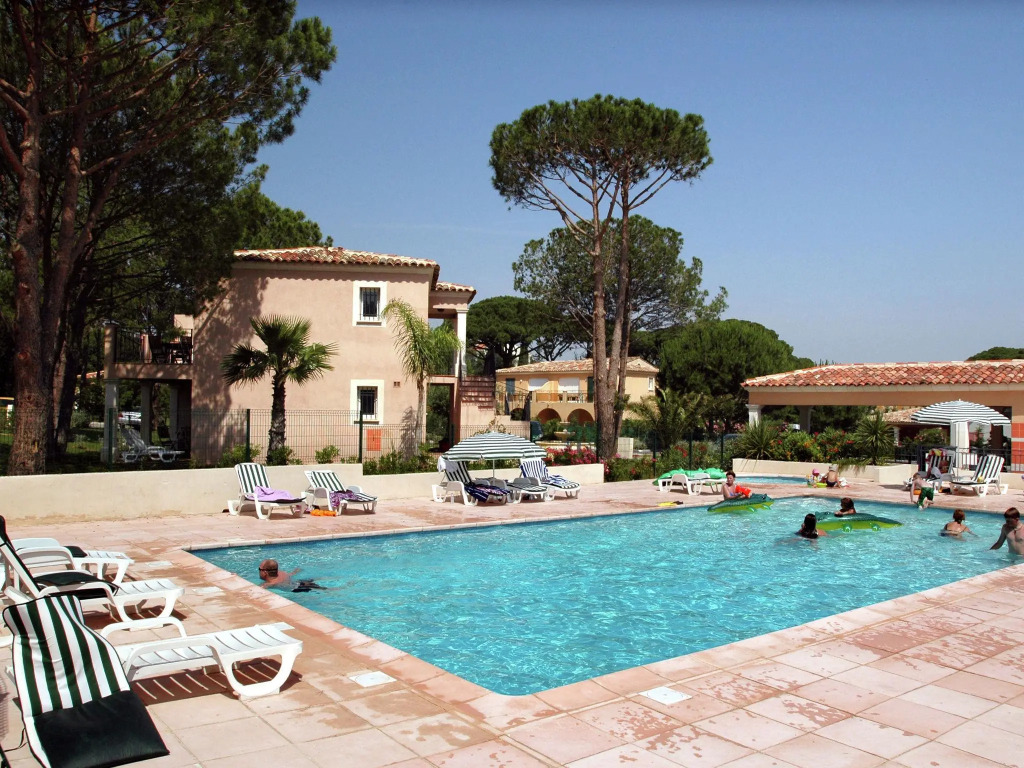 Comfortable apartment with dishwasher and AC, beach at 300 m