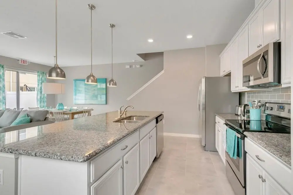 Family Friendly 4 Bedroom Close to Disney in Orlando Area 5116