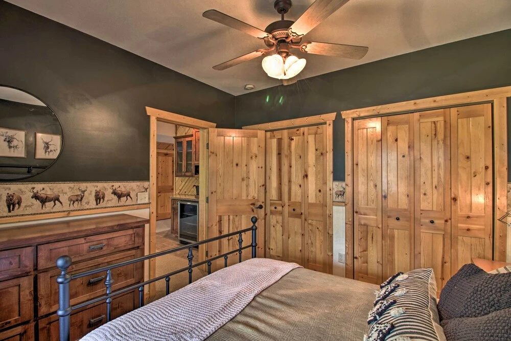 Stunning Crosslake Cabin w/ Deck and Lake Views!