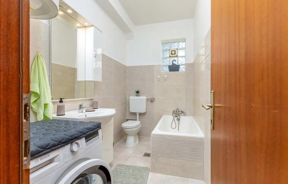 Nice Apartment in Pula With 4 Bedrooms, Wifi and Outdoor Swimming Pool