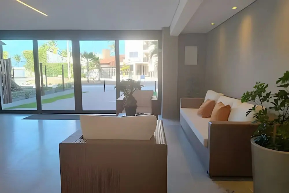 Capri Residence 205