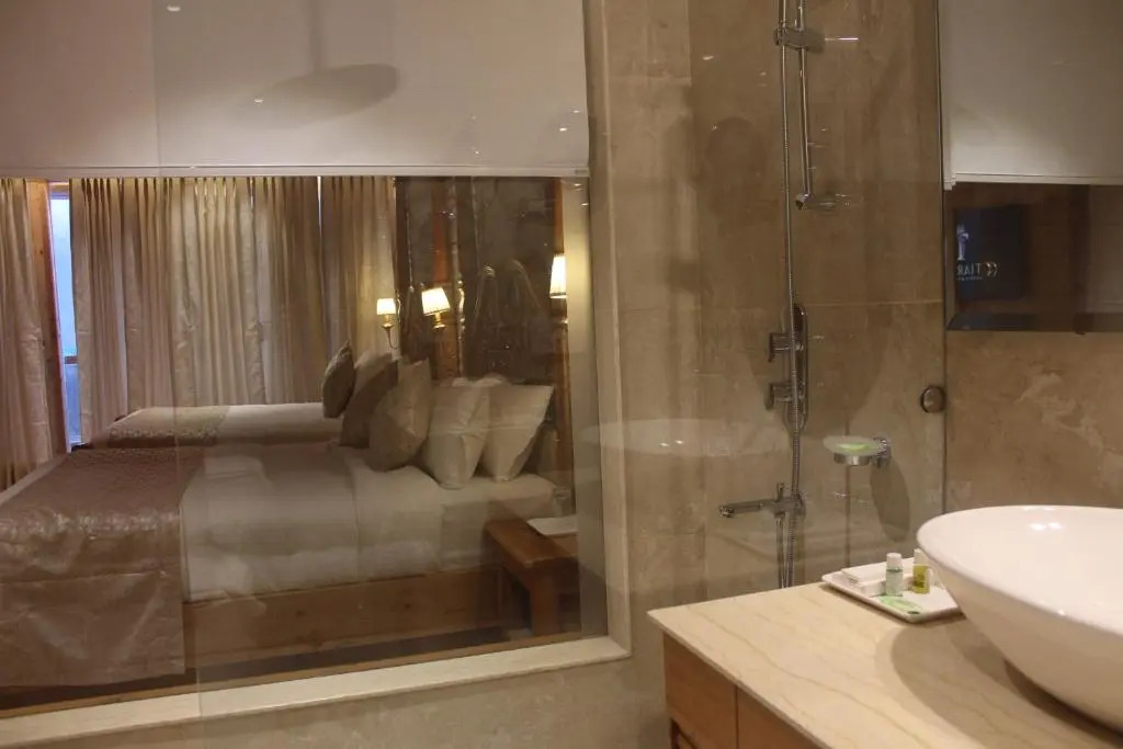 Tiaraa Hotels & Resorts - A Luxury Resort Manali