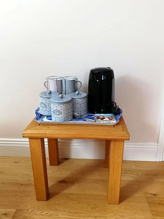 Glenmore House - ROOM ONLY