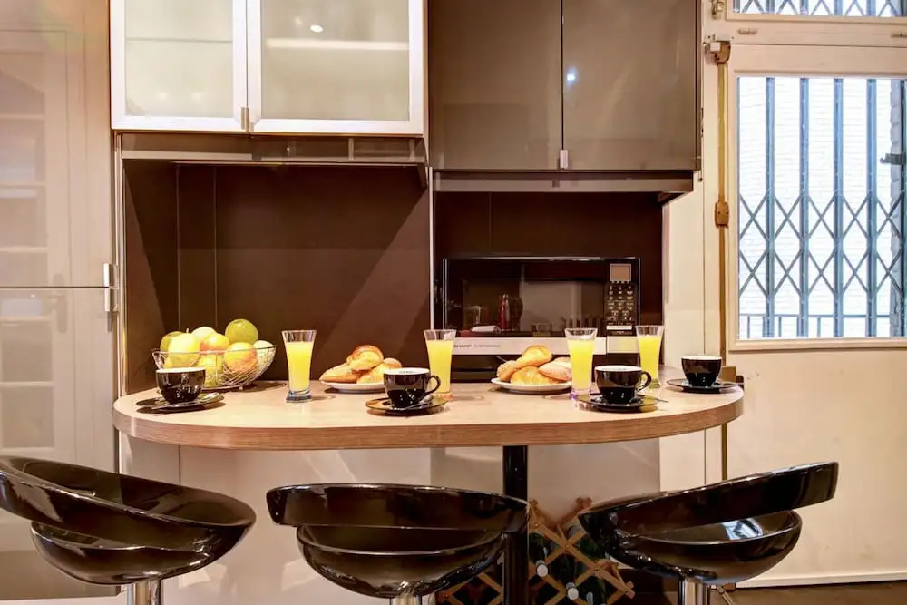 Spacious Family Apartment Near Bois de Boulogne