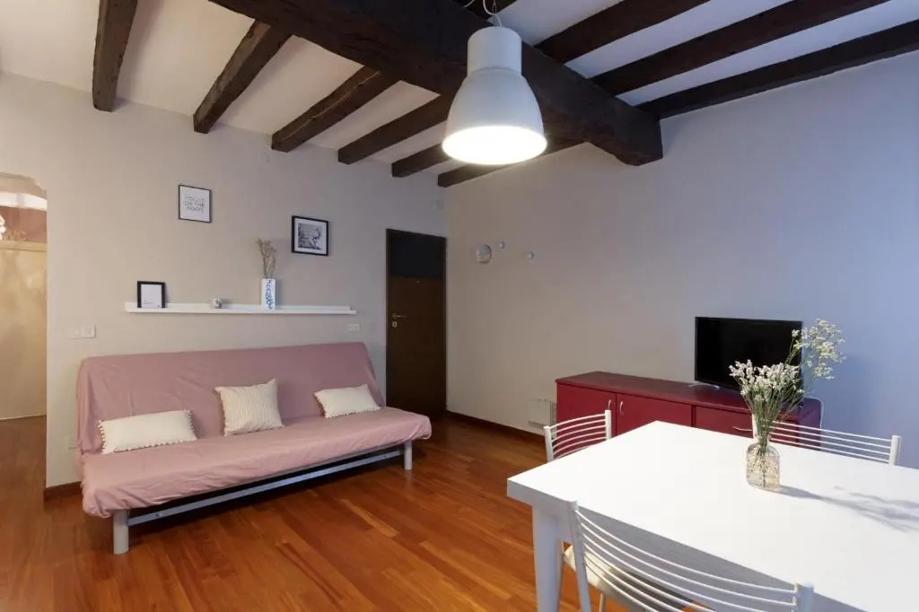 Rua Freda Apartments