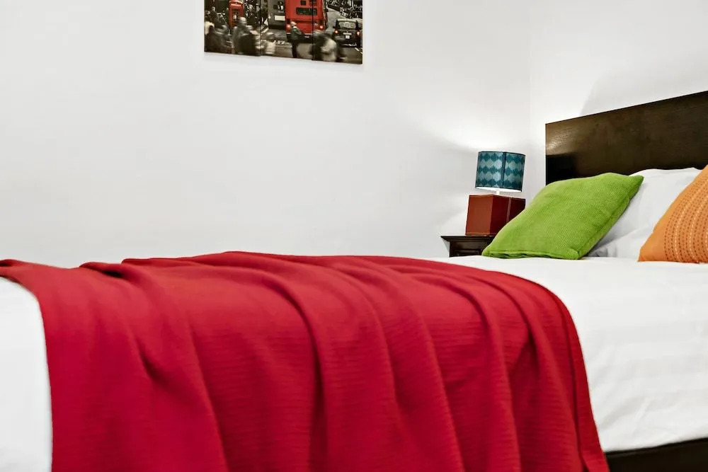 ZEE, 2BDR Southbank Apartment