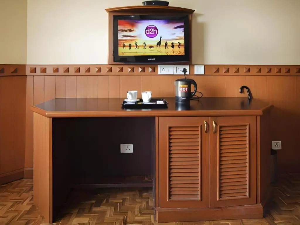 Hotel Hilltop Towers