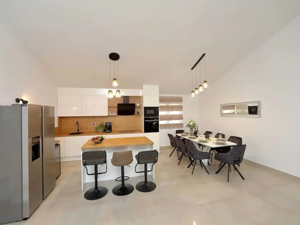 Villa in Starigrad with heated pool