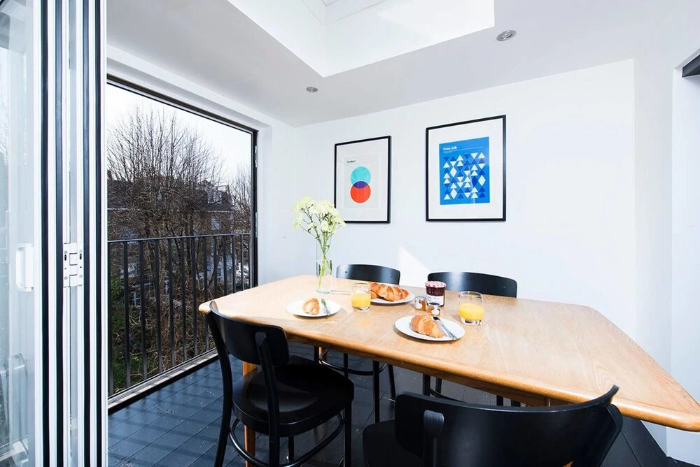 Stunning 2BR Flat in Kensington