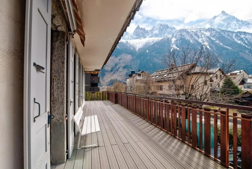 APARTMENT PRESIDENT - Alpes Travel - Central Chamonix - Sleeps 12