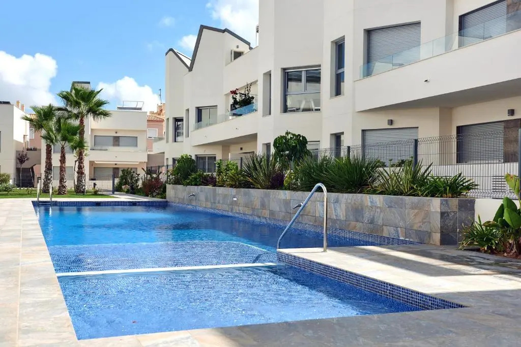 Orange Holiday Housing - Villa Amalia 13