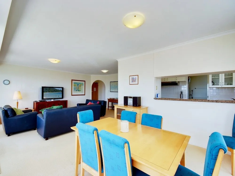 Albacore, Unit 6, 12 Ondine Close