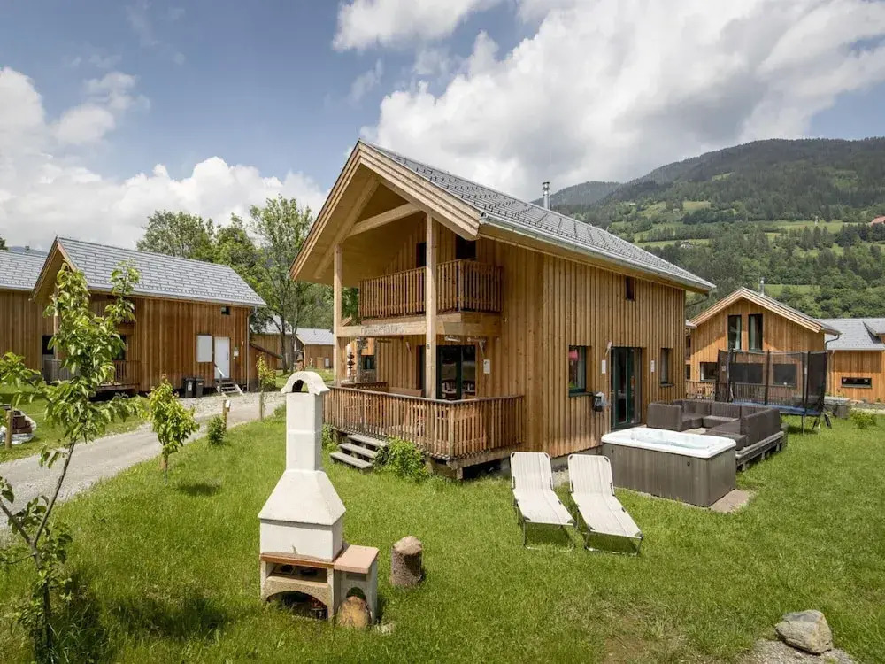 Pleasant Chalet With Indoor hot tub