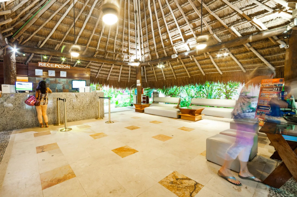 Отель Tukan Hotel Playa del Carmen