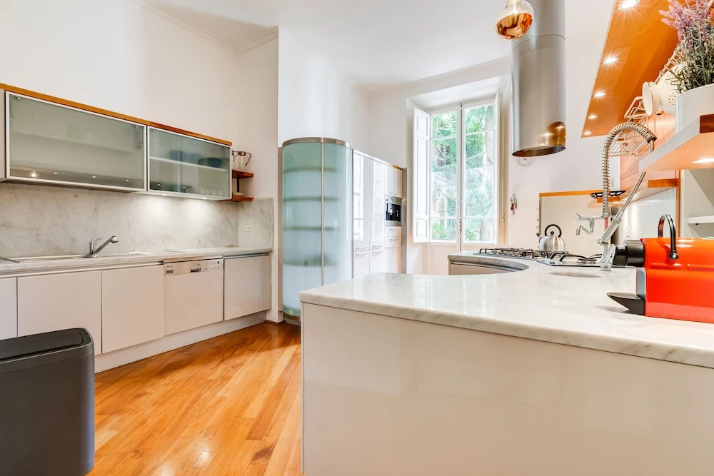Luxury apartment in the center of Rome
