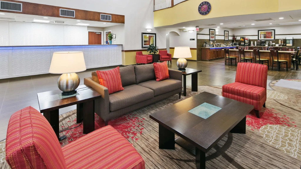 Best Western Dayton Inn & Suites