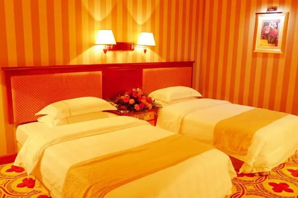 Fu Qing Lan Tian Hotel