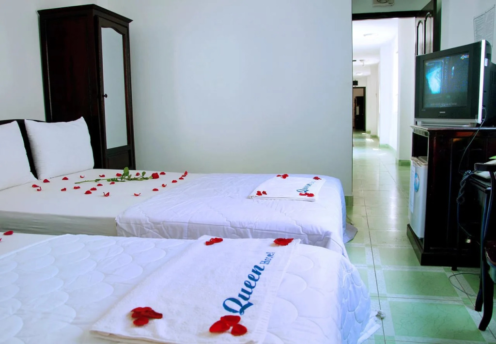 Queen Hotel
