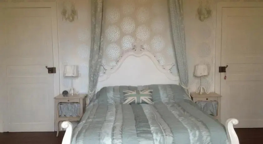 Chateau La Roussille