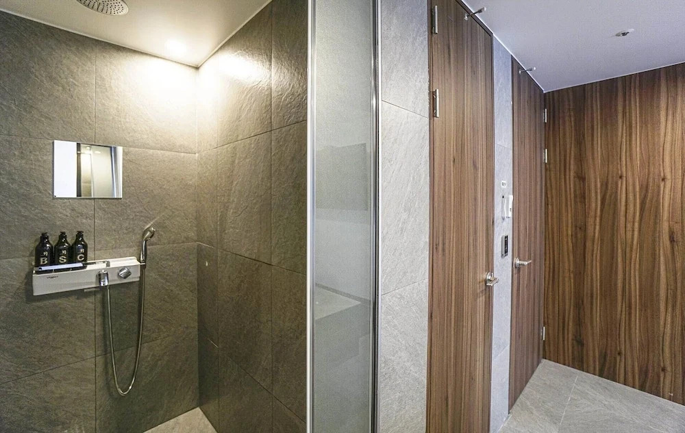 Wall Hotel Cheonan Cheongsu