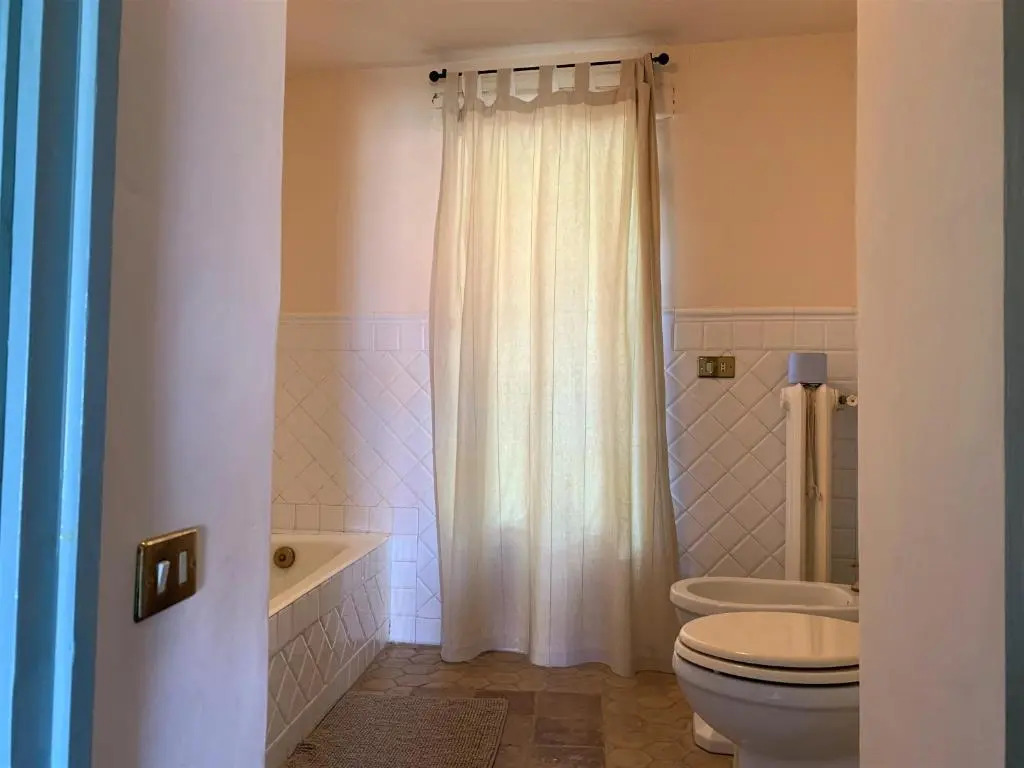 Villa Egea, elegante villa Eoliana dell'800 immersa in un curato giardino
