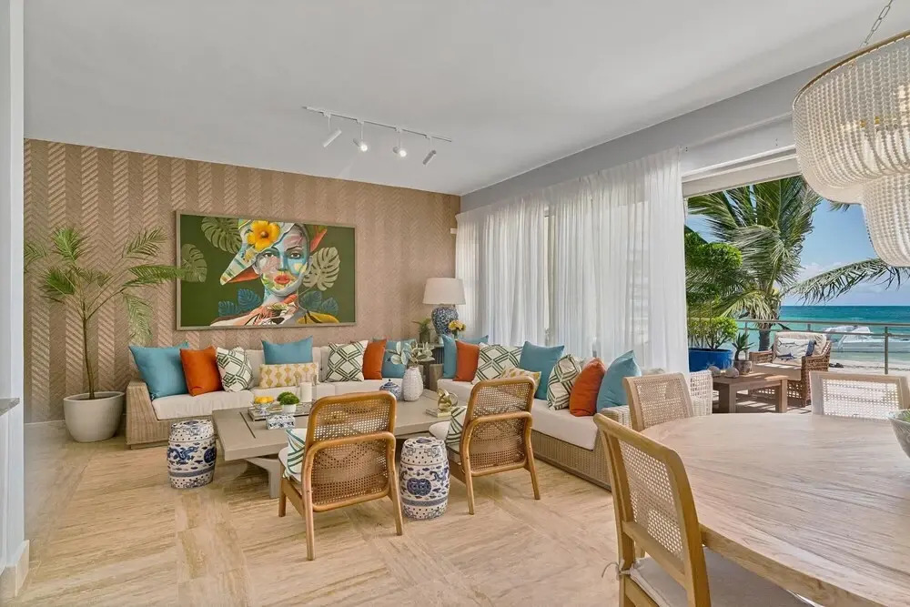 Beachfront Condo w Sea View A-202 Costa Atlantica