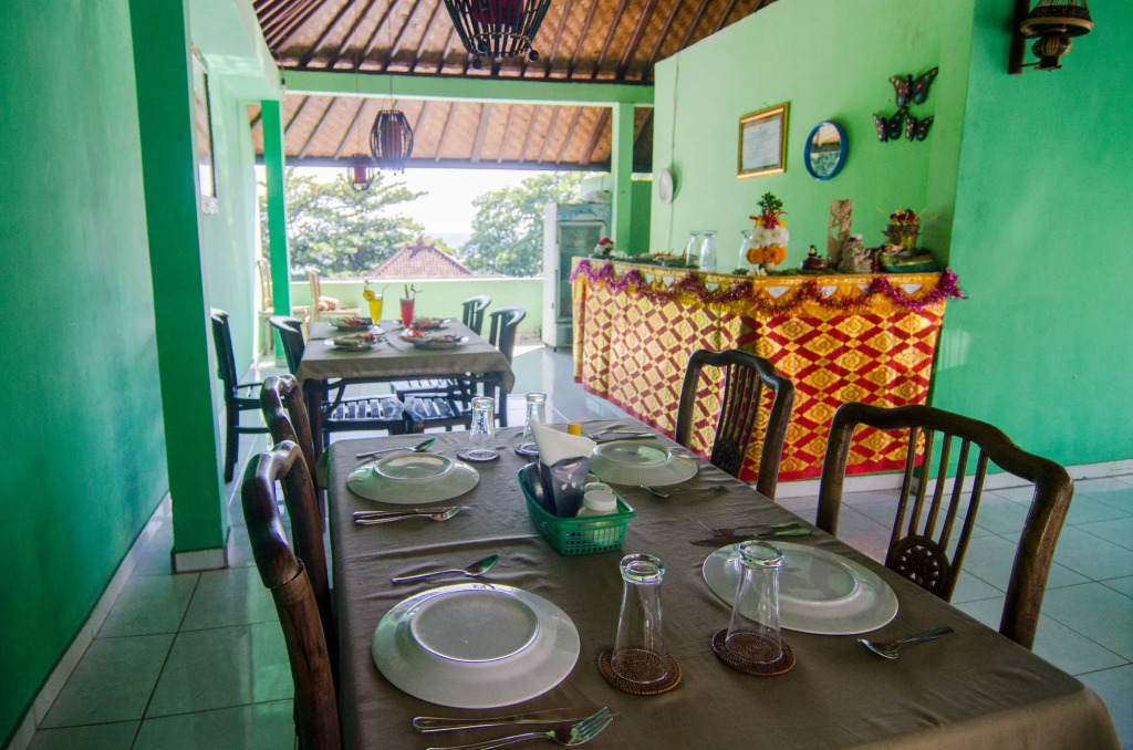 Rising Star Dive Resort
