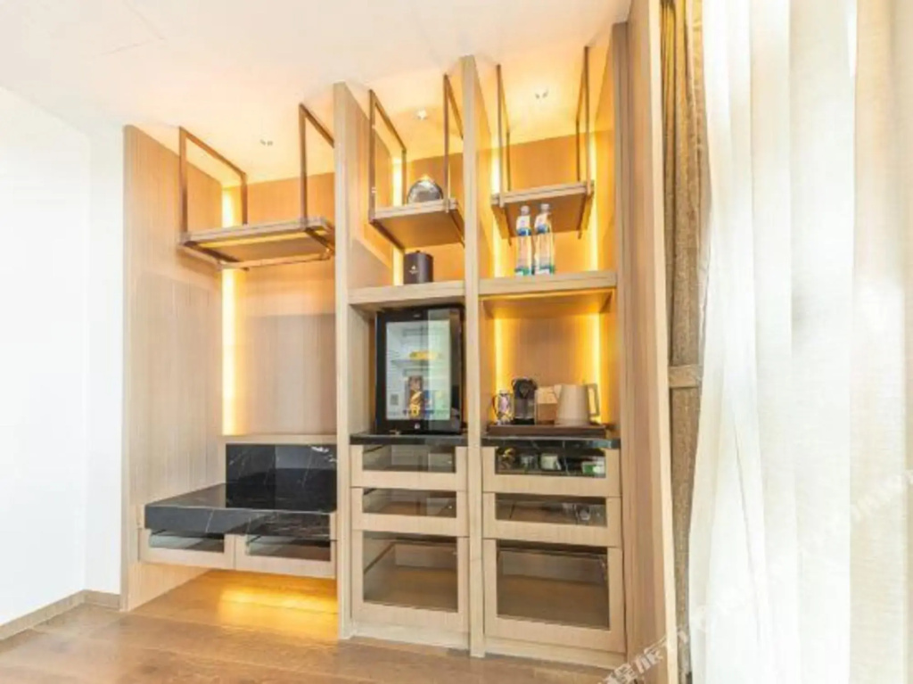 WenPu Hotel