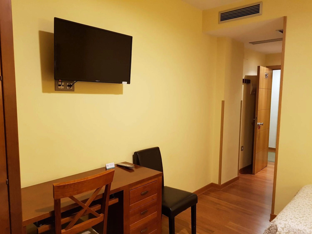 Hotel Reina Isabel