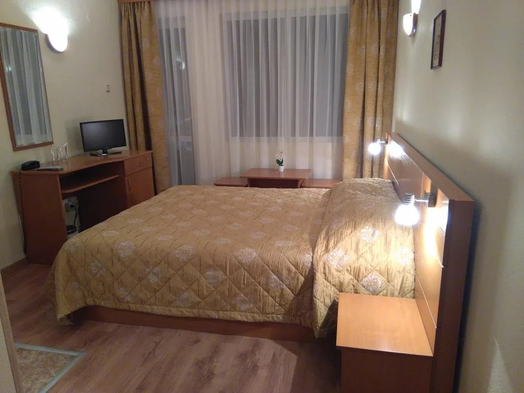Victoria Family Hotel